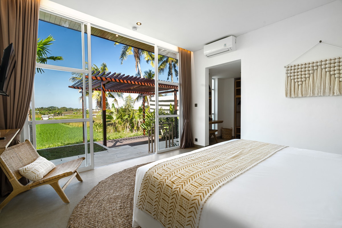 4BR Ubud Pool, Home Cinema, Yoga Deck, Ricefield View 10