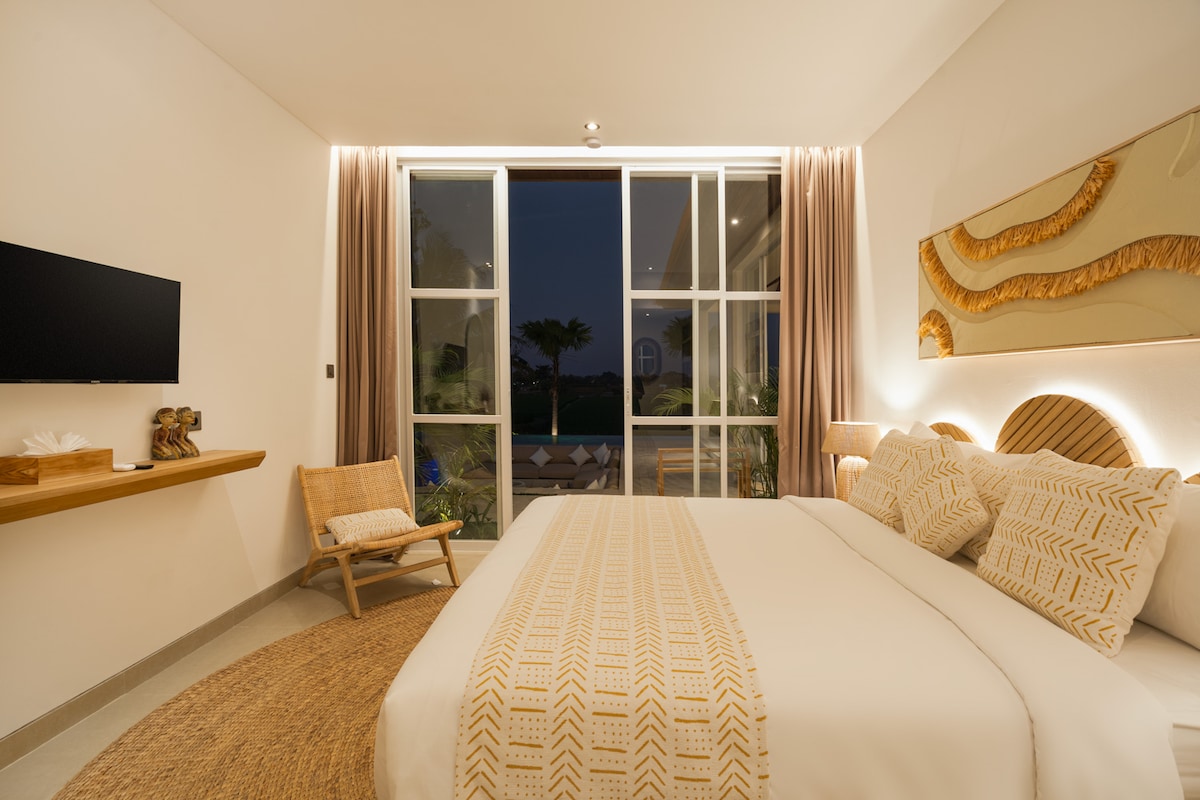 4BR Ubud Pool, Home Cinema, Yoga Deck, Ricefield View 12