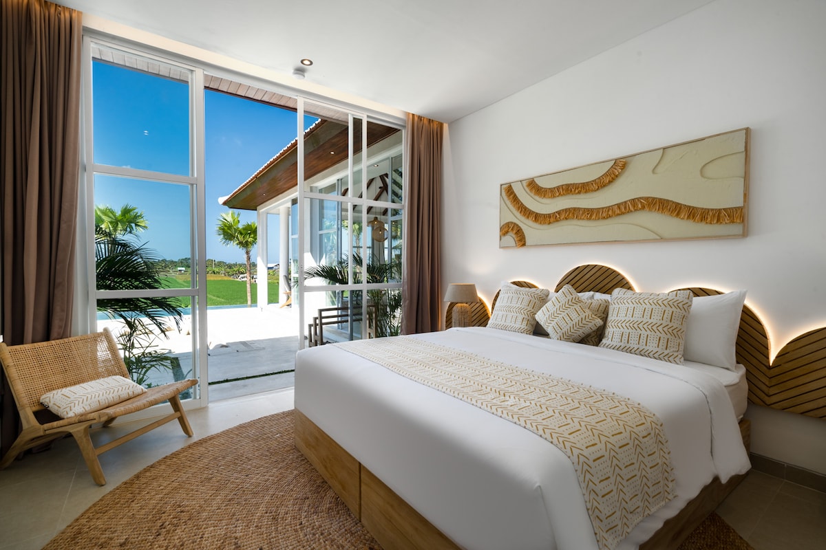 4BR Ubud Pool, Home Cinema, Yoga Deck, Ricefield View 13