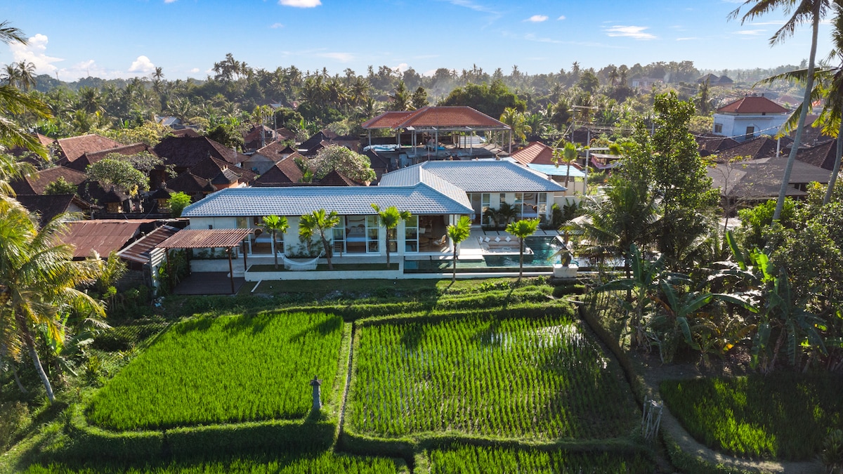 4BR Ubud Pool, Home Cinema, Yoga Deck, Ricefield View 27