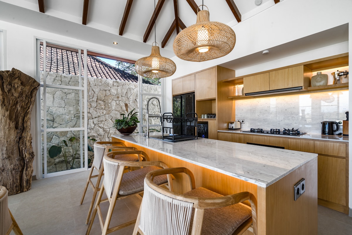 4BR Ubud Pool, Home Cinema, Yoga Deck, Ricefield View 5