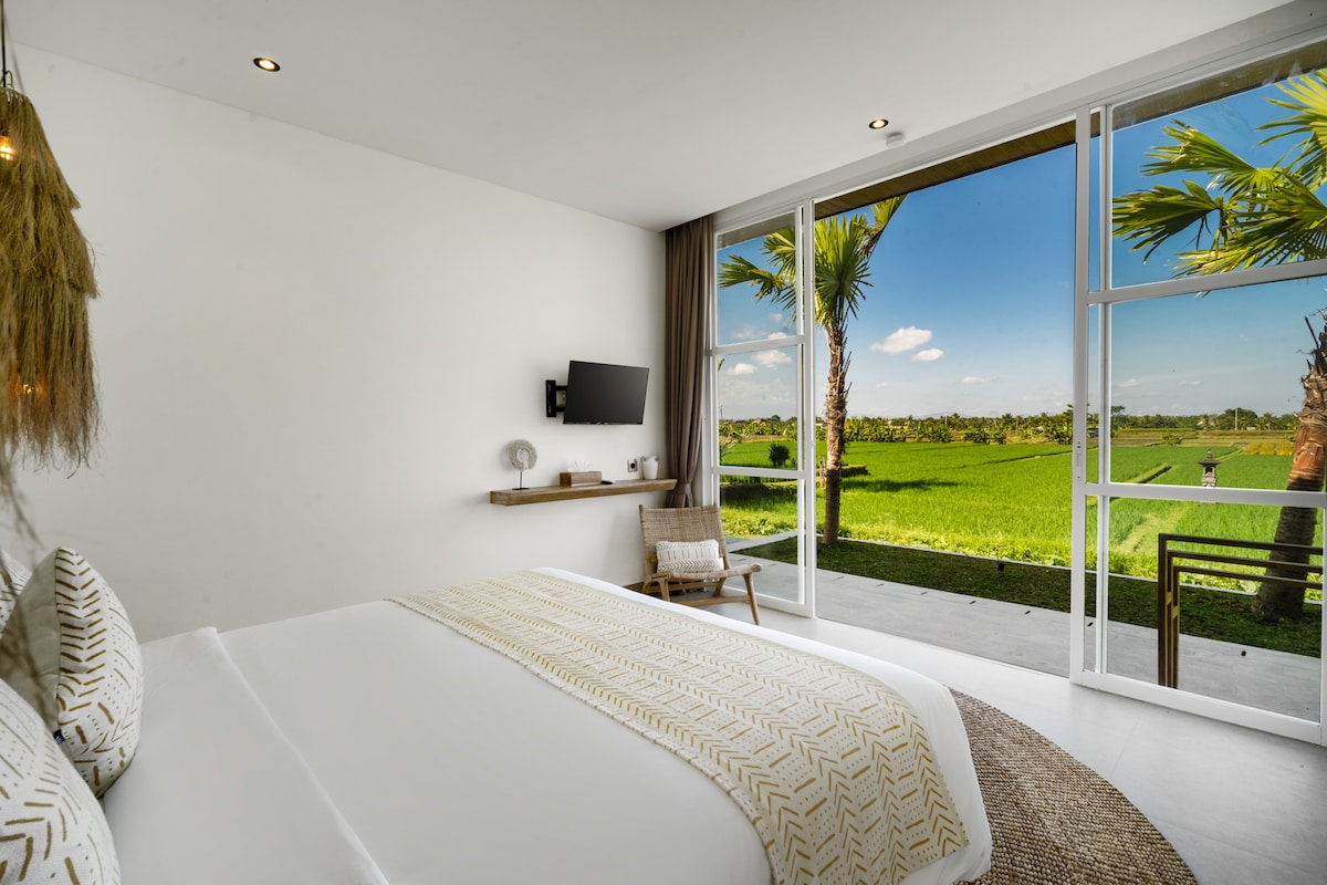 4BR Ubud Pool, Home Cinema, Yoga Deck, Ricefield View 9