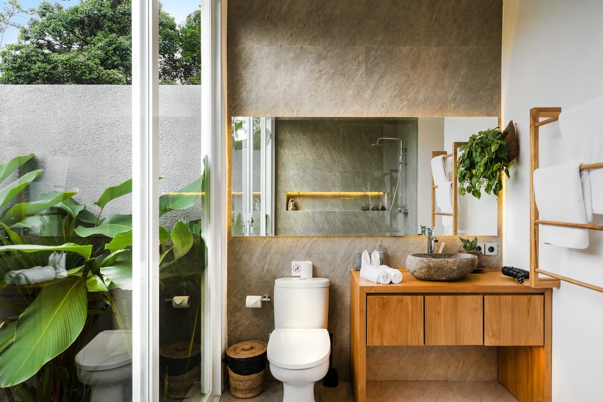 Villa Anahata 2BR Romantic w/ Yoga Space, Bathtub 11