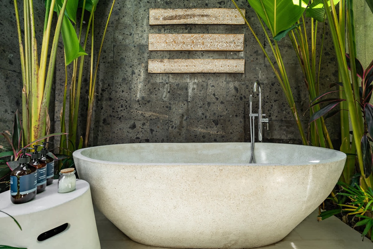 Teva 5BR Villa Tropical & Tranquility in Ubud 15