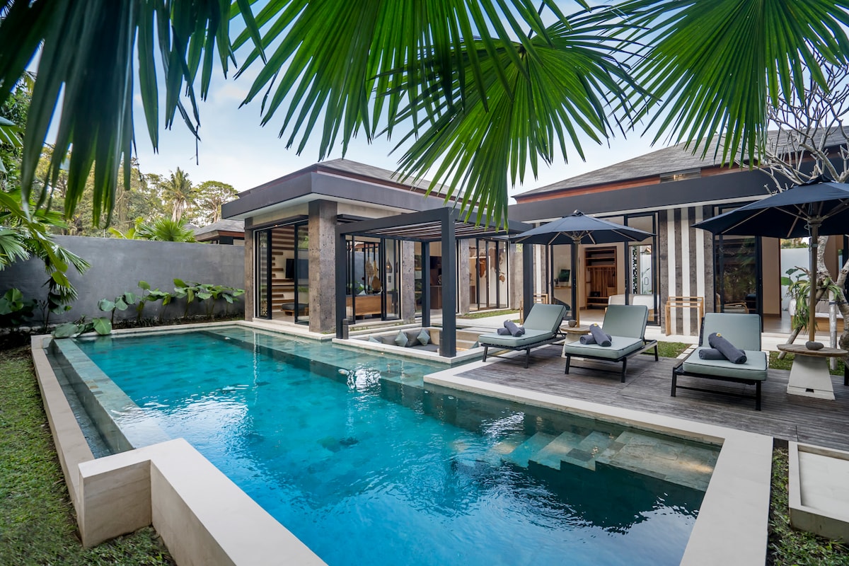 Bale Dauh 2BR Villa w/Sunken Lounge & InfinityPool 28