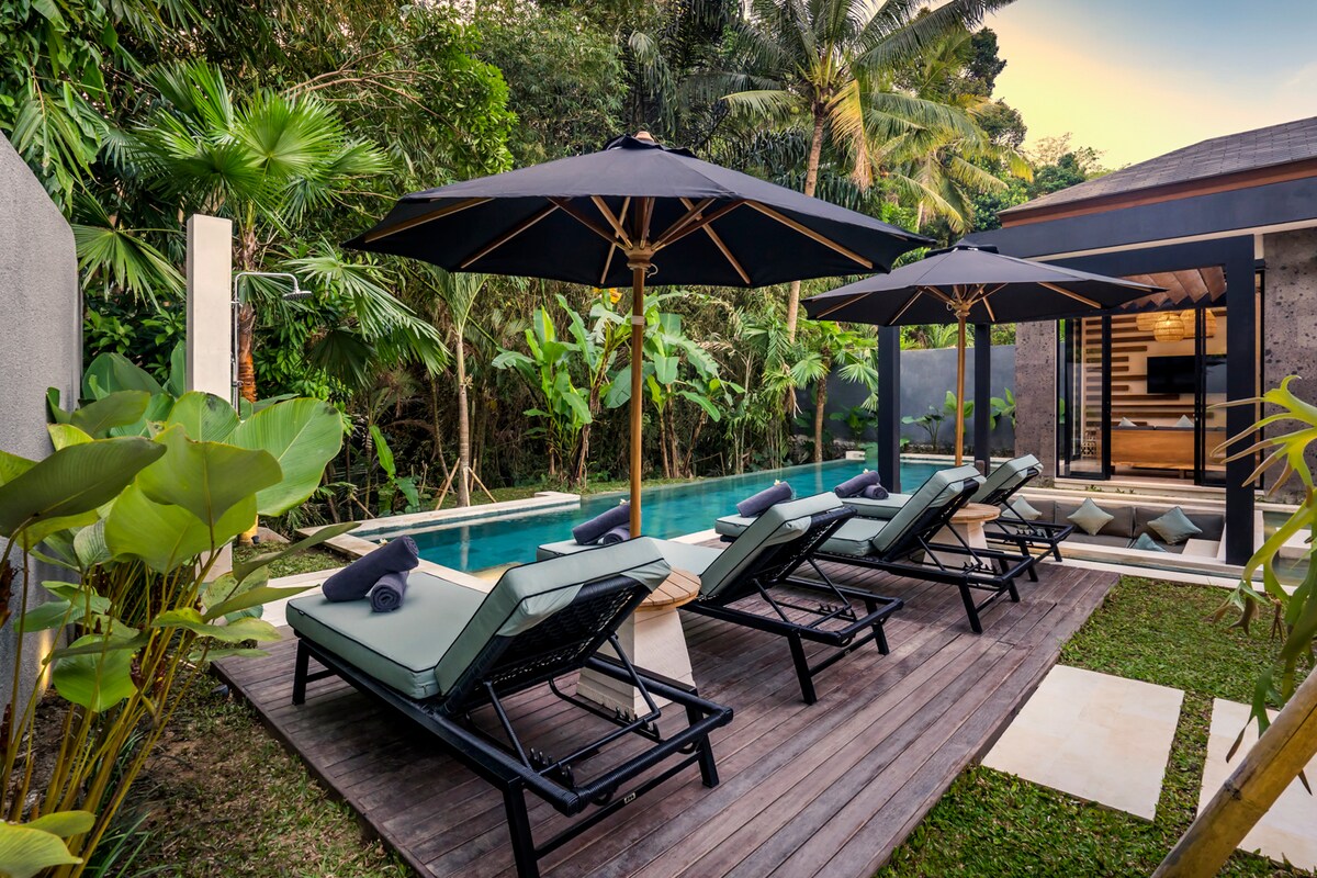 Bale Dauh 2BR Villa w/Sunken Lounge & InfinityPool 34