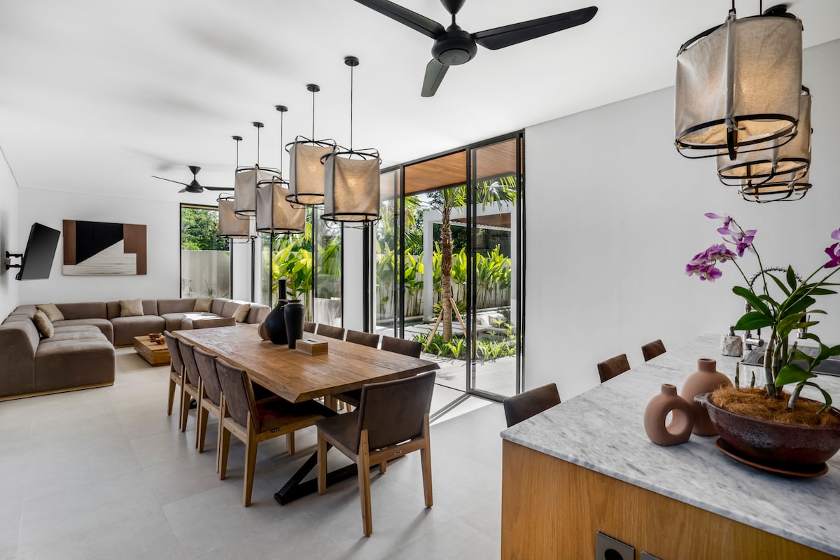 Putga 5BR Family Villa w/Infinity Pool & Spa, Ubud 3