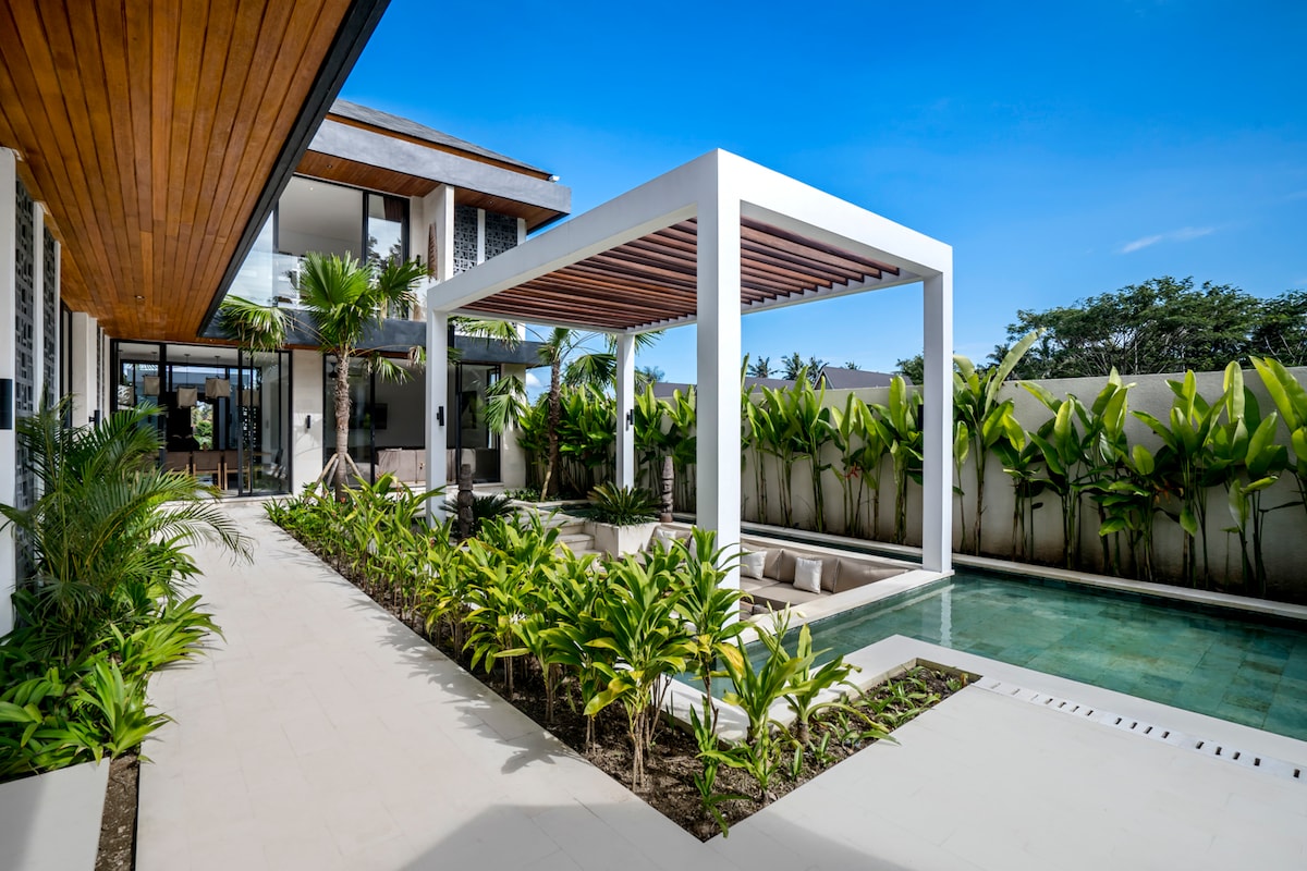 Putga 5BR Family Villa w/Infinity Pool & Spa, Ubud 35