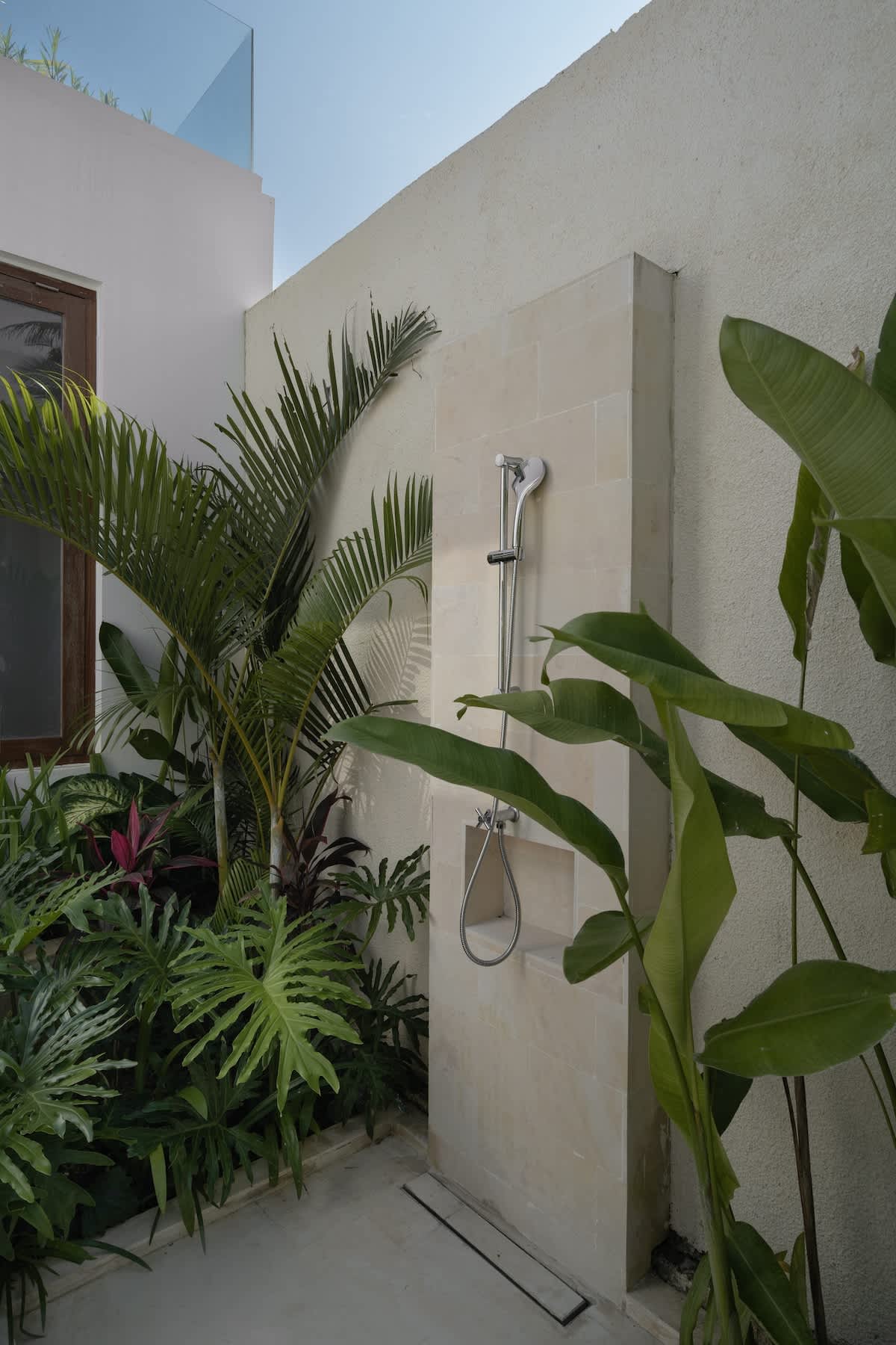 Villa Layang: 3 BR A Family-Friendly Oasis in Ubud 16