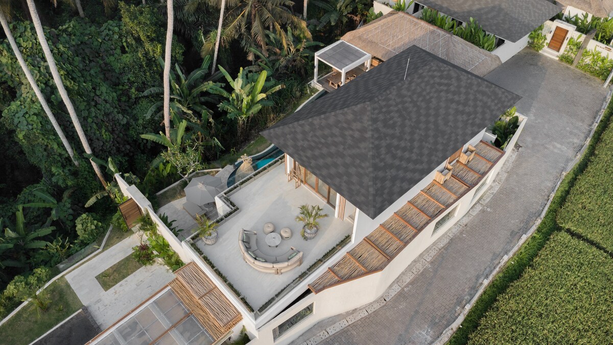 Villa Layang: 3 BR A Family-Friendly Oasis in Ubud 20