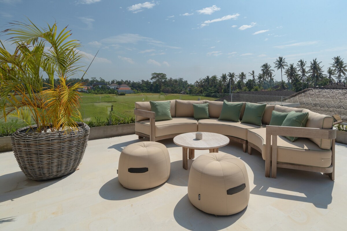 Villa Layang: 3 BR A Family-Friendly Oasis in Ubud 22