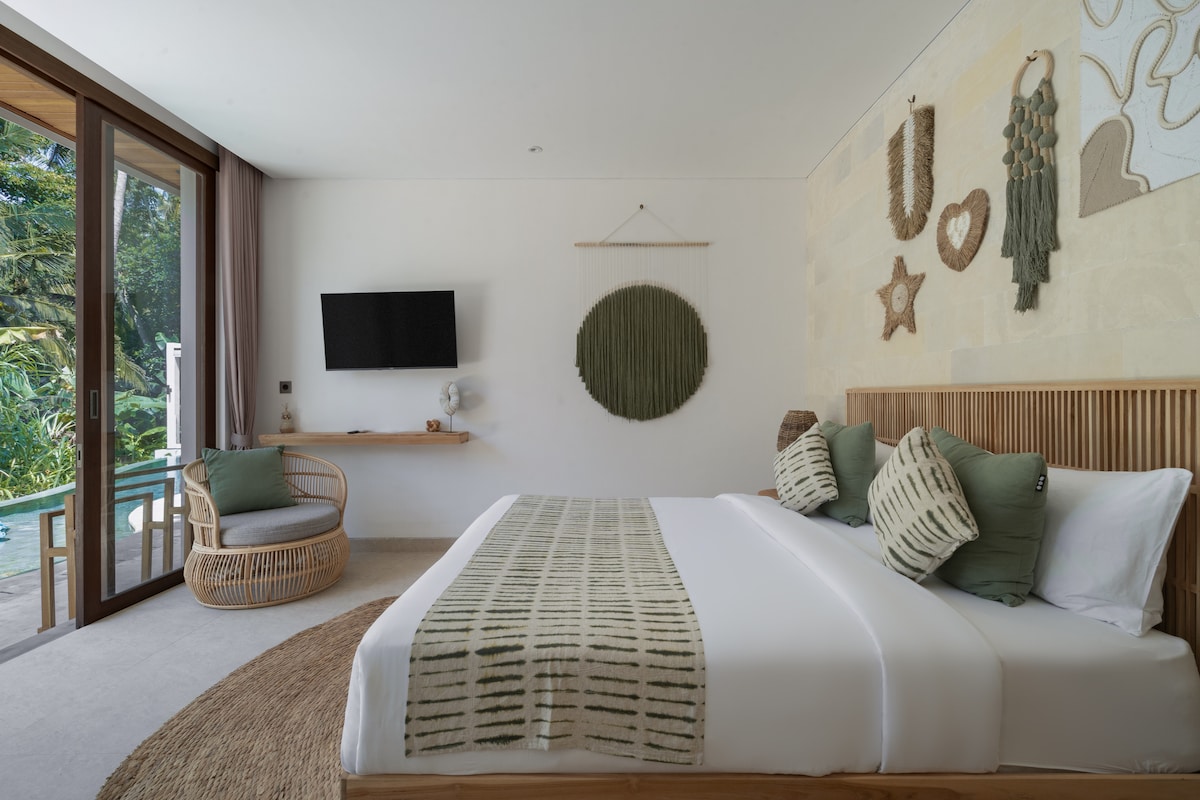 Villa Layang: 3 BR A Family-Friendly Oasis in Ubud 8