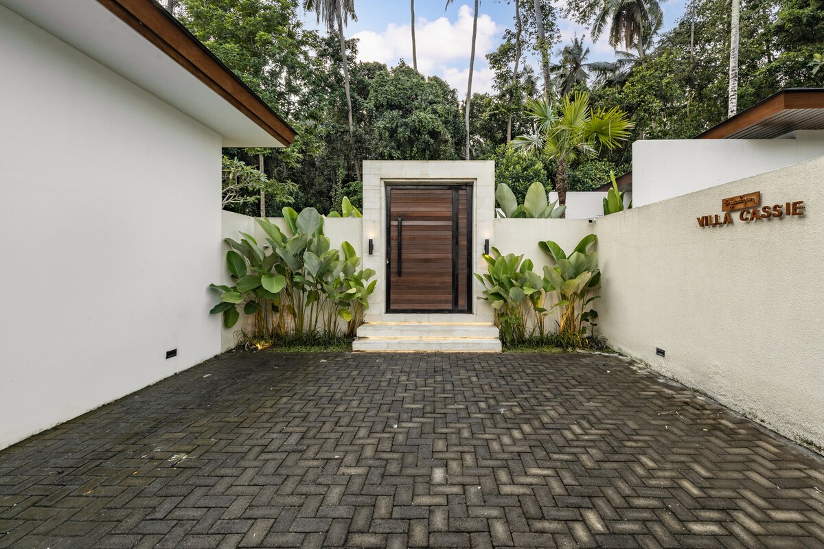 Villa Cassie : 2 BR Your Private Haven in Ubud 16