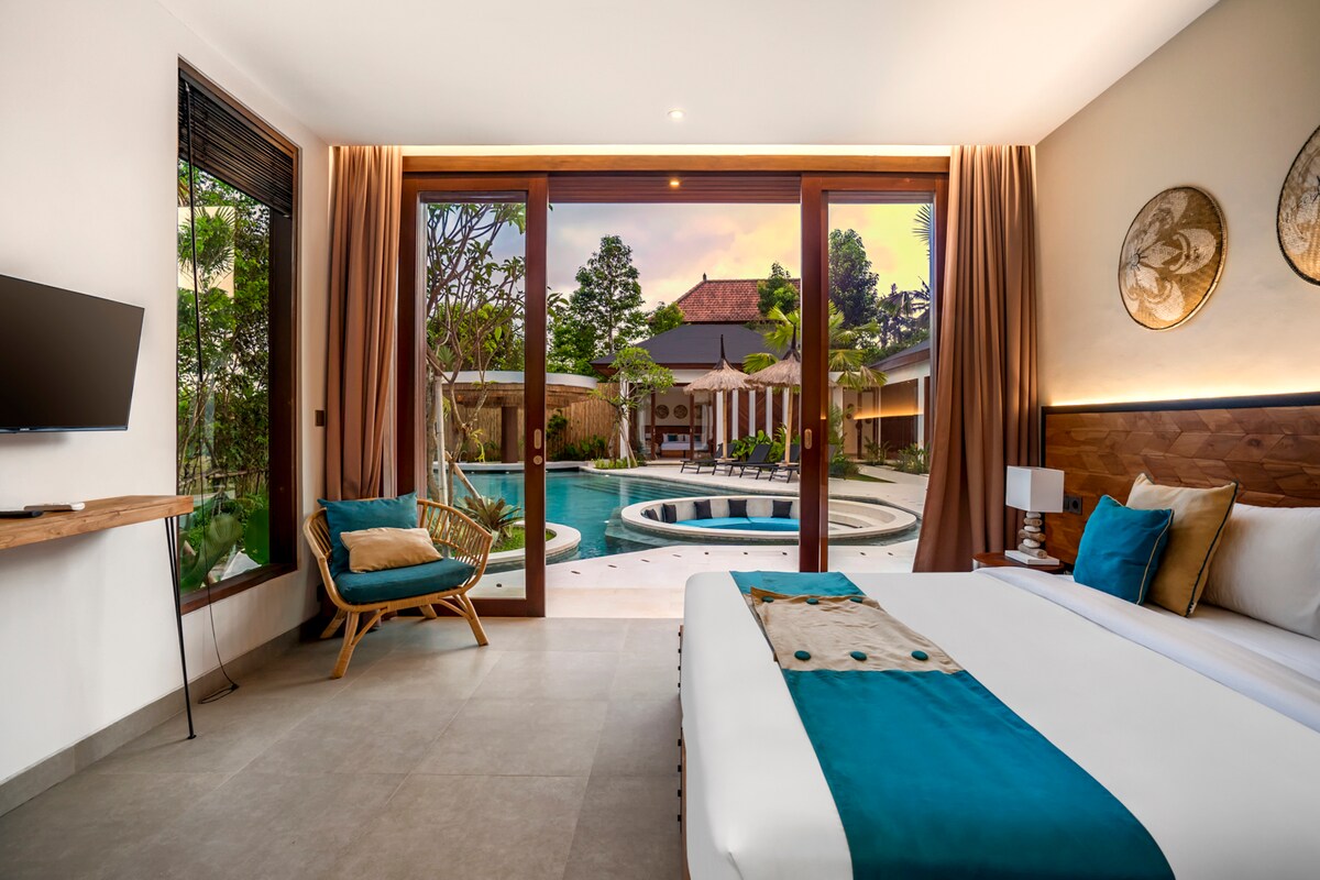 Pool Bar 5BR Infinity Pool Villa in Ubud 13