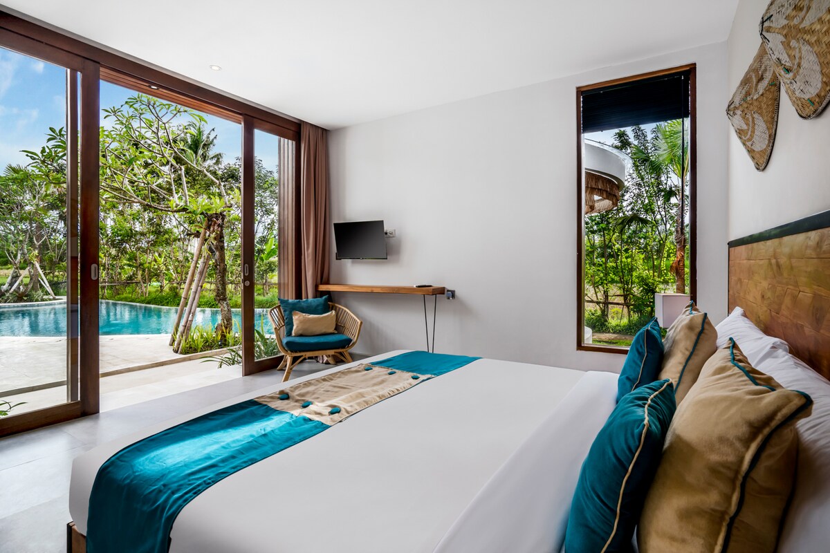 Pool Bar 5BR Infinity Pool Villa in Ubud 16