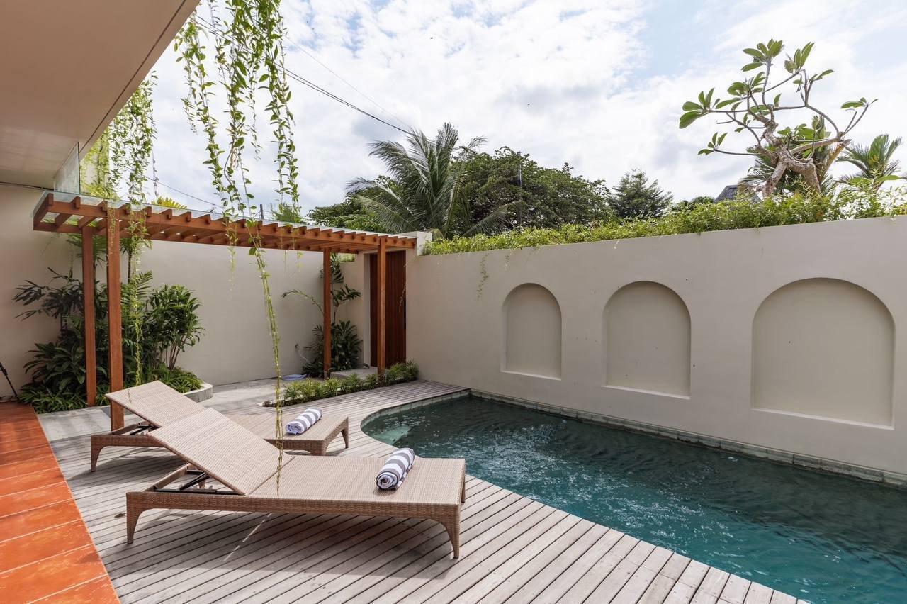 3BR Palm Grove Villa in Canggu 2
