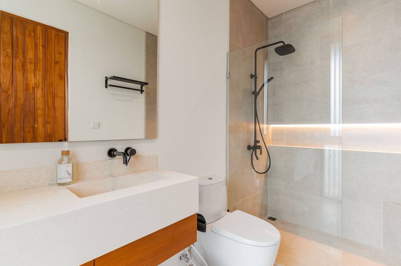 3BR Palm Grove Villa in Canggu 5