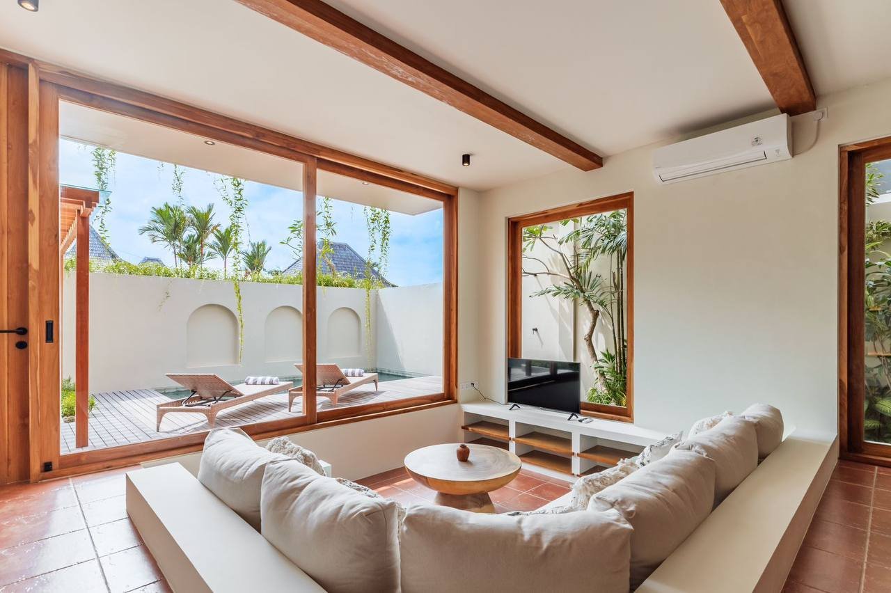 3BR Palm Grove Villa in Canggu 8
