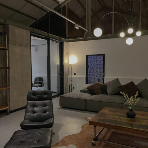 Villa Hangr2 – Newly built industrial-style 3-bedroom villa in Kerobokan